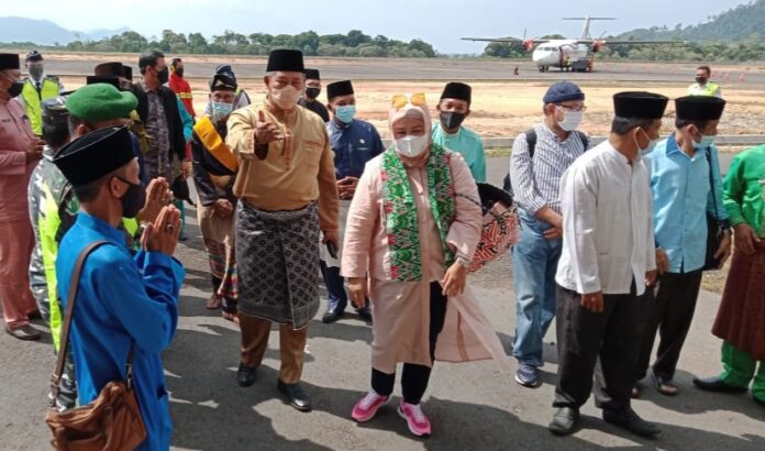 Bupati Kepulauan Anambas Dampingi Wagub Kepri Safari Ramadan ...